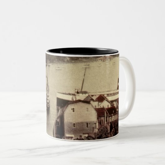 Charlevoix, Michigan, Show River and Harbour Zweifarbige Tasse (VorderseiteRechts)