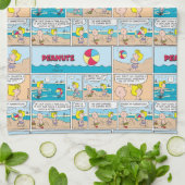 Charlie Brown & Sally am Strand Geschirrtuch (Gefaltet)