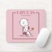 Charlie Brown & Snoopy - Liebe ist ein bester Freu Mousepad (Mit Mouse)