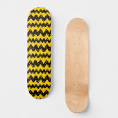 Charlie Brown Zig Zag Muster Skateboard (Vorderseite)
