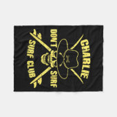 Charlie Don't Surf Fleecedecke (Vorderseite (Horizontal))
