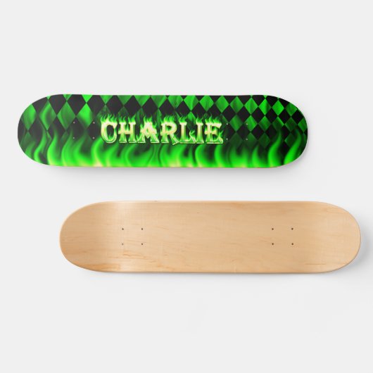 Charlie-Skateboardgrünfeuer und Flammenentwurf Skateboard (Horizontal)