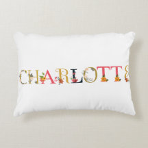 CHARLOTTE Name Kunst mit bestickten Blume