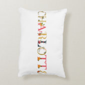 CHARLOTTE Name Kunst mit bestickten Blume Dekokissen (Rückseite(Vertikal))