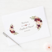 Charm Burgundy Red Marsala Floral Wedding Ovaler Aufkleber (Umschlag)