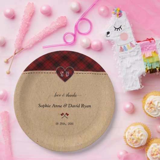 Charm Rustic Red Buffalo Kariert Monogram Wedding Pappteller (Party)