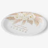 Charm White Roses Pampas Grass Wedding Pappteller (Schrägansicht)