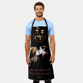 Charmante Ansammlung mit Frauen, die GRILLEN genie Schürze (Getragen)