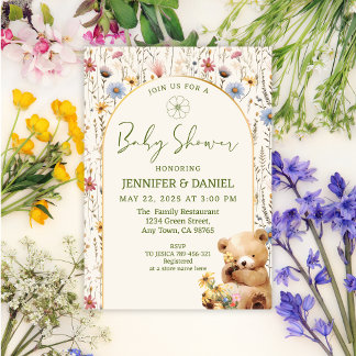 Charmante Beige Blumen Arch Bear Babydusche Einladung