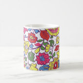 Charmante Blume: Nahtlose Gartentextur Kaffeetasse (Mittel)