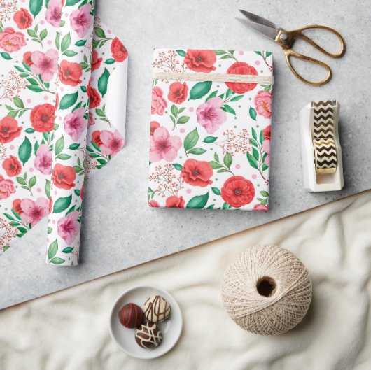 Charmante Frühlingsblüten und rosa Konfetti-Punkte Geschenkpapier (Kunsthandwerk)
