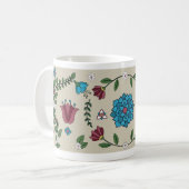 Charmante, lebendige Tasse der Blumen (Vorderseite Links)