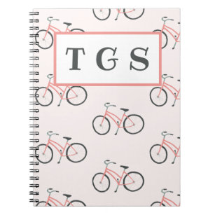 Charmantes, hellrosa Fahrräder Monogramm Notebook Notizblock