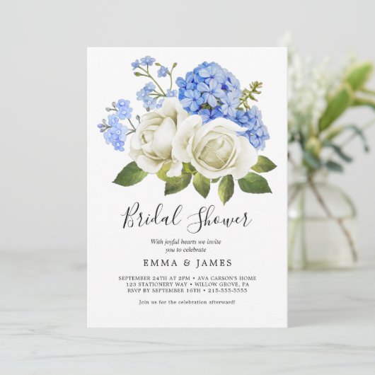 Charming Blue Hydrangea | Weißes Brautparty Einladung (Stehend Vorderseite)