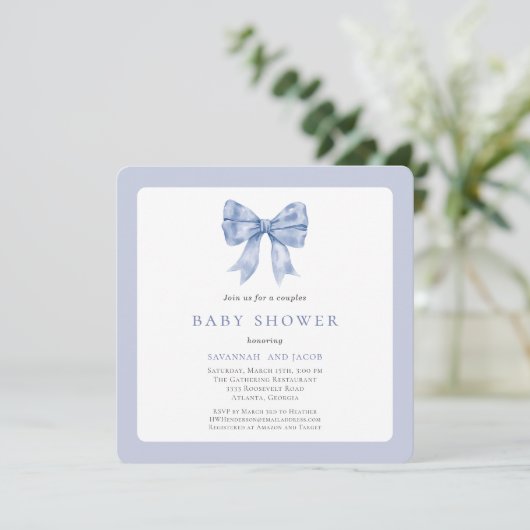 Charming Blue Ribbon Bow Boy Couples Baby Dusche Einladung (Stehend Vorderseite)