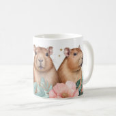Charming Capybara Trio und Floral Bliss Kaffeetasse (VorderseiteRechts)