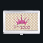 Charming Chic Pearls, Tiara, Prinzessin, Glitterie Visitenkarten Etui<br><div class="desc">Dieses Bild zeigt Perlen,  Tiara und Prinzessin Rosa Gliterie auf cremefarbenem Hintergrund. Ein trandy,  lustig,  funky,  stilvoll und elegant Mädchen Geschenk für Frauen und Teenager.</div>
