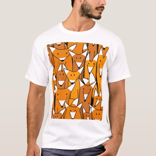 Charming Fox Family: Spielerisches Tiermuster T-Shirt (Vorderseite)