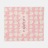 Charming Girly Strawberry Muster Monogram Geschenk Fleecedecke (Vorderseite (Horizontal))
