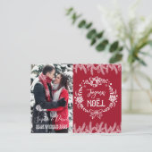 Charming JOYEUX NOËL Typografy Pine Foto Einladungspostkarte (Stehend Vorderseite)