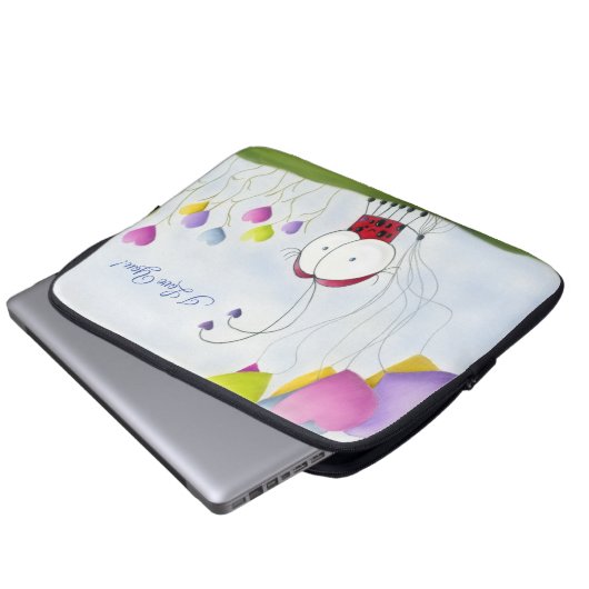 Charming Ladybug mit farbenfrohen Herzballons Laptopschutzhülle (Vorne Knopf)