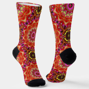 Charming Red Intricate Mandala Socken