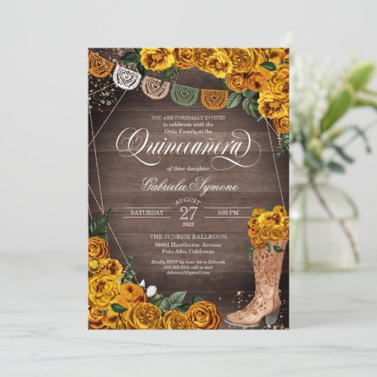Charra Rustic Cowgirl Yellow Rose Quinceañera Einladung (Stehend Vorderseite)