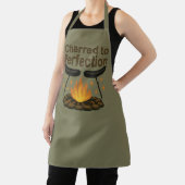 Charted to Perfection Funny Campfire Hot Dog Schürze (InSitu)