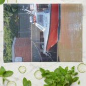 Charterschiff Hoher Flyer Geschirrtuch (Gefaltet)