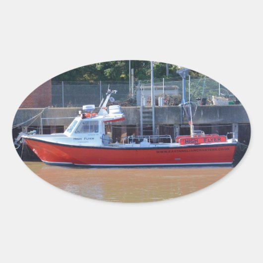 Charterschiff Hoher Flyer Ovaler Aufkleber (Vorderseite)