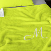 Chartreuse gelb - mit Monogramm Fleecedecke