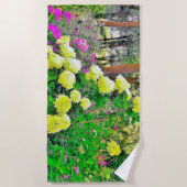 Chartreuse Green Limelight Hydrangea Garden Strandtuch (Vorderseite)