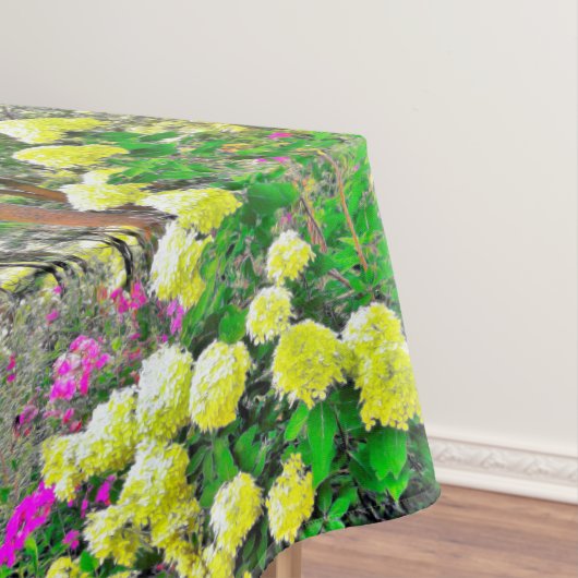 Chartreuse Green Limelight Hydrangea Garden Tischdecke (Beispiel)