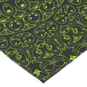 Chartreuse Green Mandala mit Fettsymmetrie Großer Tischläufer (Ecke)