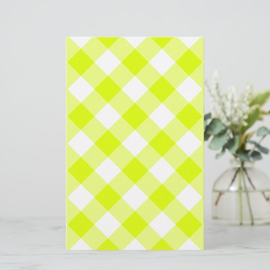 Chartreuse Yellow Gingham Briefpapier (Stehend Vorderseite)