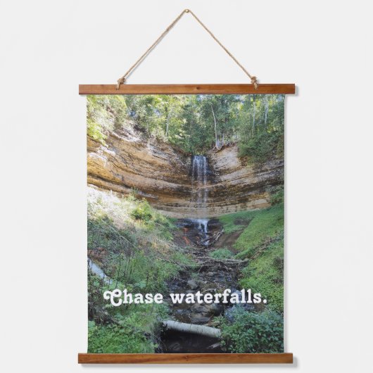 Chase Waterfall Wandteppich Mit Holzrahmen (Vorderseite)