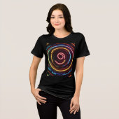 Chase Your Dreams Bold Typografy T - Shirt (Vorderseite voll)
