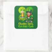 chasing luck, catching cash, irish - Autocolante Quadratischer Aufkleber (Tasche)
