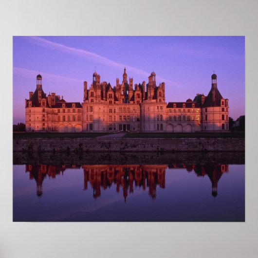Chateau Chambord bei Sonnenuntergang, Loire Valley Poster (Vorne)