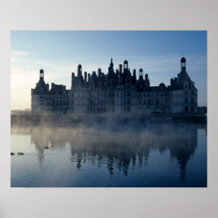 Chateau Chambord im Morgengrauen, Loir-et-Cher, Lo Poster