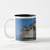 Chateau Chillon, Genfersee, Kanton Vaud, Zweifarbige Tasse (Links)
