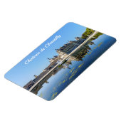 Chateau de Chantilly mit Reflektion in einem Teich Magnet (Linke Seite)
