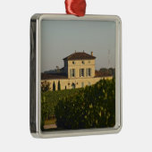 Chateau Lafleur Petrus und Weinberg, in Pomerol, Silbernes Ornament (Rechts)