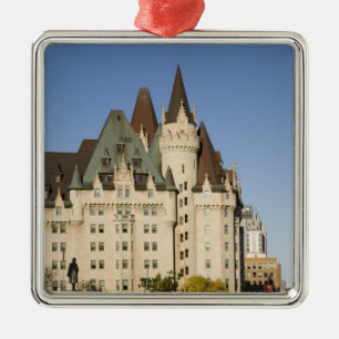 Chateau Laurier Hotel in Ottawa, Ontario, Kanada Silbernes Ornament