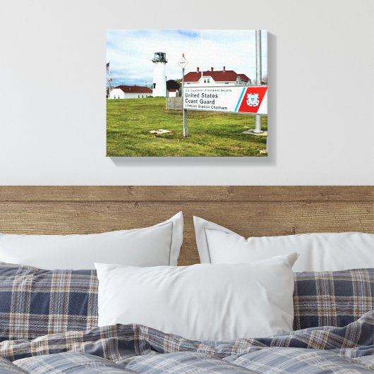 Chatham Lighthouse, Cape Cod, MA Wrapped Canvas Leinwanddruck (Insitu (Schlafzimmer))