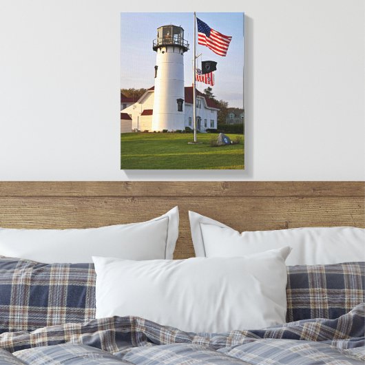 Chatham Lighthouse, Cape Cod, MA Wrapped Canvas Leinwanddruck (Insitu (Schlafzimmer))