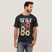 Check Out My Six Pack Donuts Funny Dad Bod Father T-Shirt (Vorne ganz)