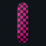 Checked (kariert) Magenta Hot Pink & Black Skateboard<br><div class="desc">Suchen Sie nach einem Magenta Hot Pink und Black Checkered (kariert) Muster Skateboard?  Stöbern Sie auf unserer Website nach den trendigsten Boards,  die Sie zum Neid all Ihrer Freunde machen werden.</div>