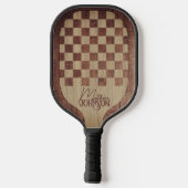 Checkerboard Wood Marquetry Imitation with Name Pickleball Schläger (Rückseite)