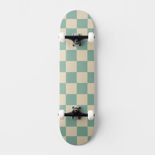 Checkered Aqua Retro Skateboard (Vorderseite)